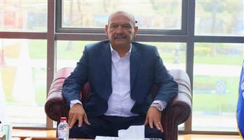   محافظ السويس يلتقي النواب والشيوخ لبحث مطالب المواطنين وحل مشكلاتهم