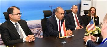 وزير الخارجية يلتقي كبير مستشاري الرئيس الأمريكي للشئون العربية والأفريقية