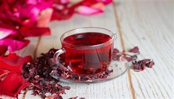 الكركديه.. مشروب منعش هل يخفض الضغط و حمض اليوريك ويناسب مرضى السكري ؟