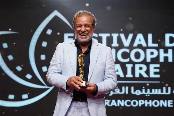 بعد تكريمه في مهرجان القاهرة للسينما.. شريف منير: فخور بفيلم مشواري الفني