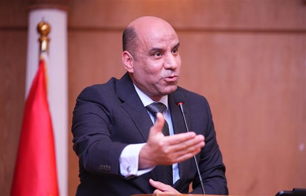 وزارة العمل: فتح باب التقديم لبرنامج تدريبي ينتهي بالتعيين لـ300 شاب من 3 محافظات