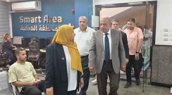 وزير الكهرباء يتفقد إدارة شبكات كهرباء مدينة الشروق ويتابع خطة التشغيل