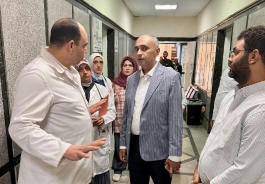 وكيل صحة الإسكندرية يتفقد حالات الاشتباه في التسمم الغذائي بمستشفى الجمهورية العام