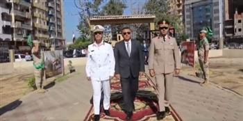 محافظ القليوبية يكرم شهداء أكتوبر بإكليل الزهور