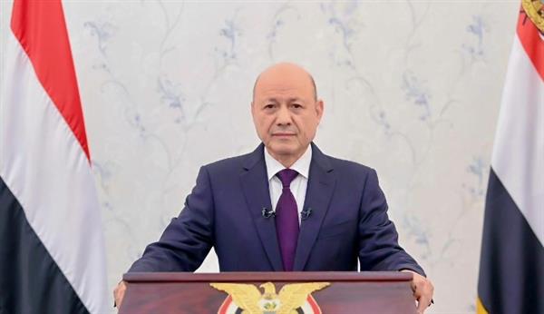 "العليمي" يهنئ الرئيس السيسي بانتصارات أكتوبر ويشيد بدور مصر التاريخي تجاه اليمن