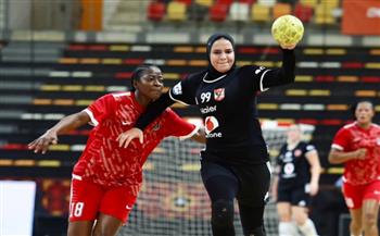   سيدات الأهلي يكتسحن مازيمبي 38-17 في افتتاح بطولة أفريقيا لليد