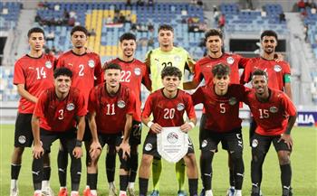   منتخب الشباب بالقميص الأحمر أمام الجزائر في تصفيات شمال أفريقيا