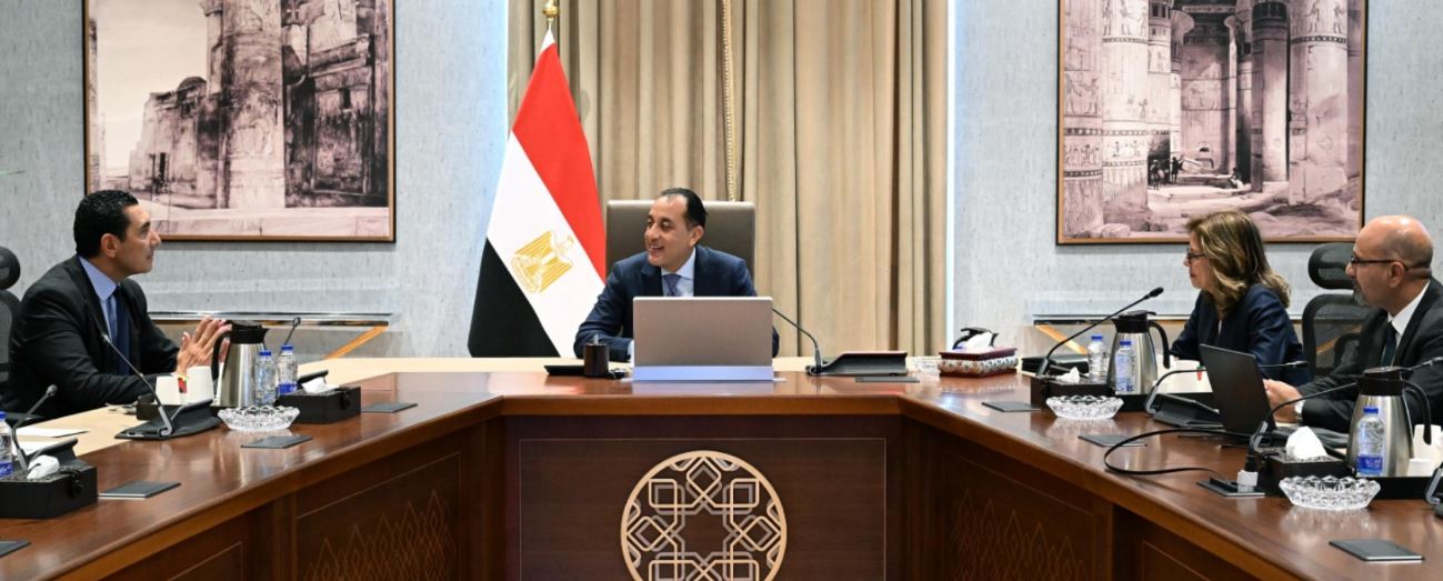رئيس الوزراء يستعرض محاور حوار رعاية الموهوبين وتمكين الشباب