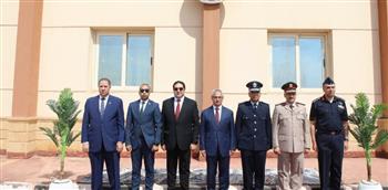   في ذكرى النصر.. محافظ بني سويف يزور قاعدة دنديل الجوية