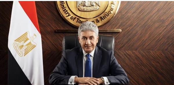 وزير السياحة يهنئ الرئيس بذكرى انتصارات أكتوبر