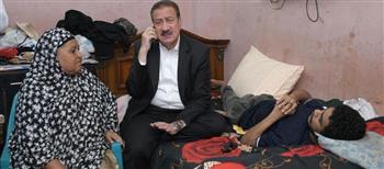   محافظ بورسعيد يستجيب لاستغاثة سيدة ويقدم الدعم لحفيدها
