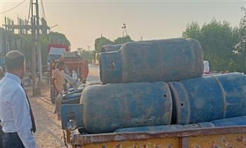   ضبط طن سولار ومستودع بوتاجاز مخالف و2400 سلعة منتهية الصلاحية في نجع حمادي