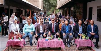   رئيس جامعة الأقصر تدعو الطلاب لاستلهام قيم نصر أكتوبر في حياتهم الدراسية والعملية