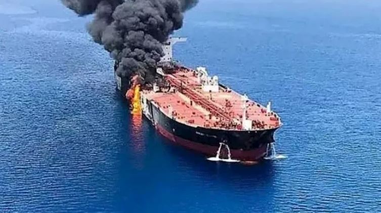الحرس الثوري الإيراني يستهدف ناقلة غاز كانت بصدد عبور هرمز