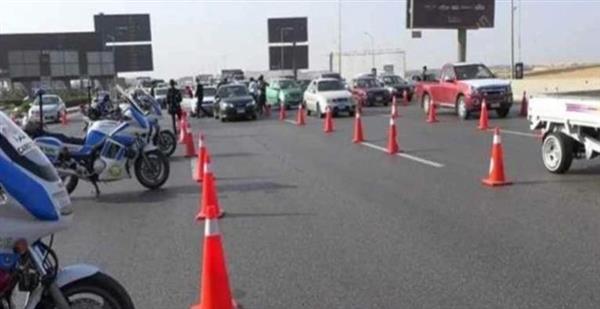 تحويلات مرورية جديدة أمام قائدي السيارات بسبب غلق اتجاه كوبري 15 مايو