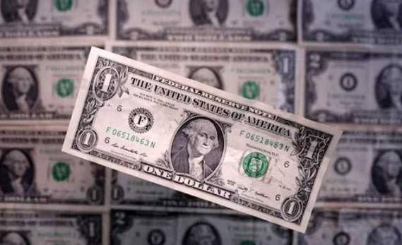 سعر الدولار اليوم الجمعة في البنوك المصرية
