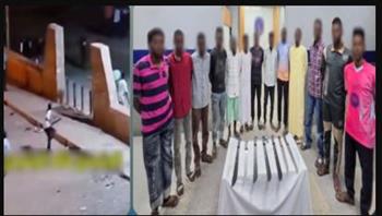   ضبط 13 شخصًا في مشاجرة بالأسلحة البيضاء بسبب خلافات مالية في أسوان