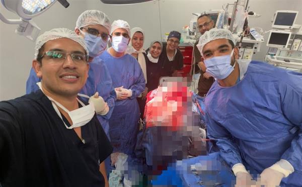 جامعة القاهرة: نجاح أطباء مستشفى طوارئ قصر العيني فى إنقاذ مريض باستخراج مسمار من الجمجمة