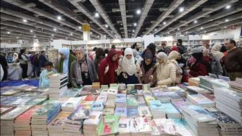   بدء العدّ التنازلي لانتهاء معرض القاهرة الدولي للكتاب 