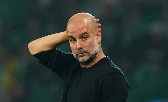 بعد الفوز على ليفربول.. جوارديولا ينتقد أداء السيتي في الشوط الثاني