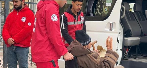 وصول دفعة جديدة من الفلسطينيين إلى معبر رفح تمهيدا لعودتهم إلى غزة