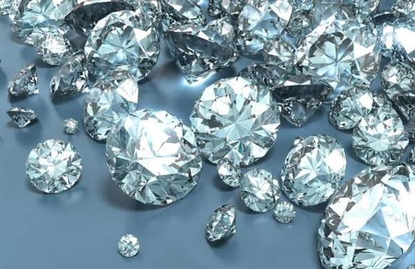 أنجولا تسعى لتعزيز موقعها في سوق الألماس العالمي