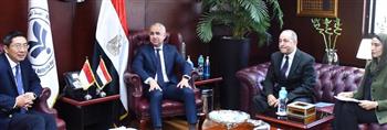   مصر وسنغافورة تبحثان فرصا استثمارية في الموانئ والطاقة الخضراء والبنية التحتية