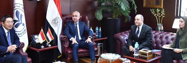 مصر وسنغافورة تبحثان فرصا استثمارية في الموانئ والطاقة الخضراء والبنية التحتية