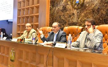   محافظ أسيوط: حسم مخالفات التراخيص ودعم الاستثمار وتسريع مشروعات الصرف والخدمات