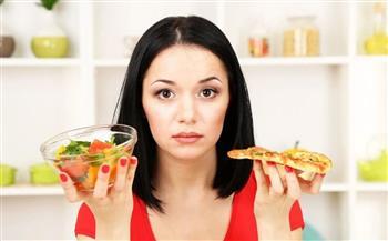 احذر "فخ" اليوم الفري.. كيف يضيع مجهود أسبوع كامل من الدايت في يوم واحد؟