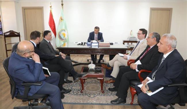 وزير الزراعة يبحث مع "باير" العالمية التعاون لحماية المحاصيل