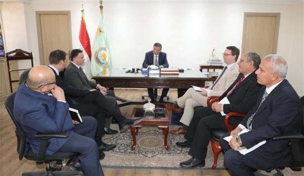 وزير الزراعة يبحث مع "باير" العالمية التعاون لحماية المحاصيل