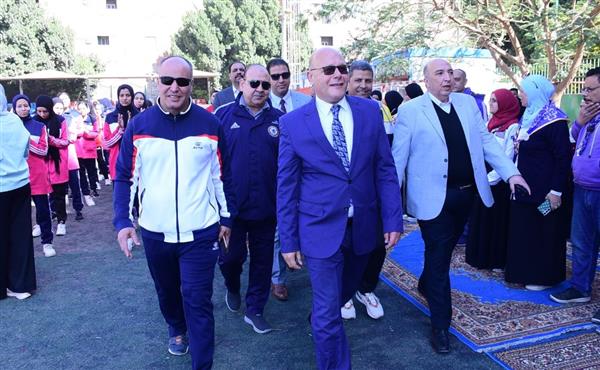 رئيس جامعة سوهاج يشهد ختام المعسكر الدراسي التدريبي لإعداد قادة الكشافة