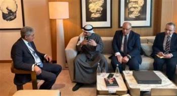   وزير السياحة يعقد اجتماعاً مع الرئيس التنفيذي لمجموعة بودي التجارية