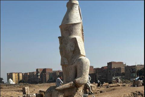 انتهاء أعمال ترميم وتركيب تمثال الملك رمسيس الثاني بالمنيا ​