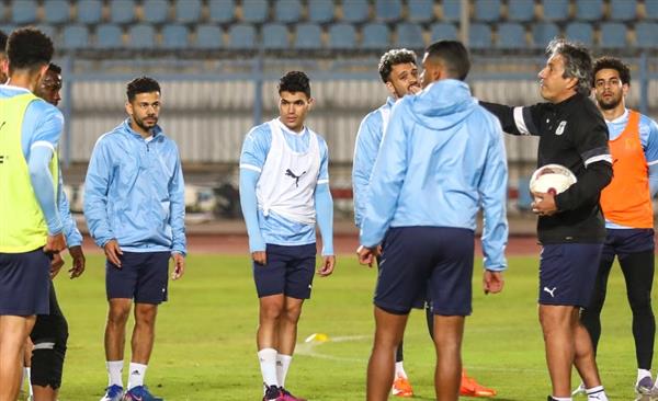 كريم بامبو يقود هجوم المصري أمام وادي دجلة بالدوري