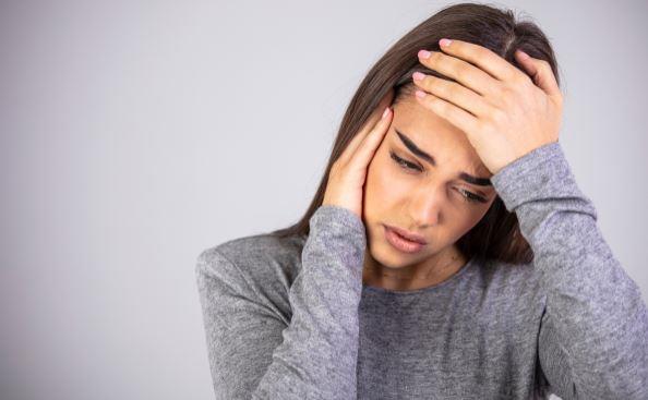 التوقف المفاجئ عن الكافيين في رمضان يسبب الصداع والتعب