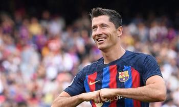 ليفاندوفسكي يحسم مستقبله مع برشلونة بعد الانتخابات المقبلة للنادي