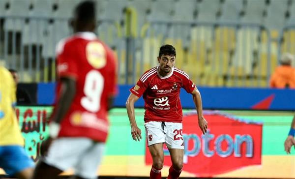 الأهلي يفقد جهود طاهر محمد طاهر أمام الجونة في الدوري