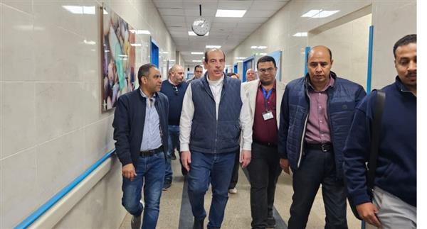 وزير الصحة يتفقد منشآت أسيوط