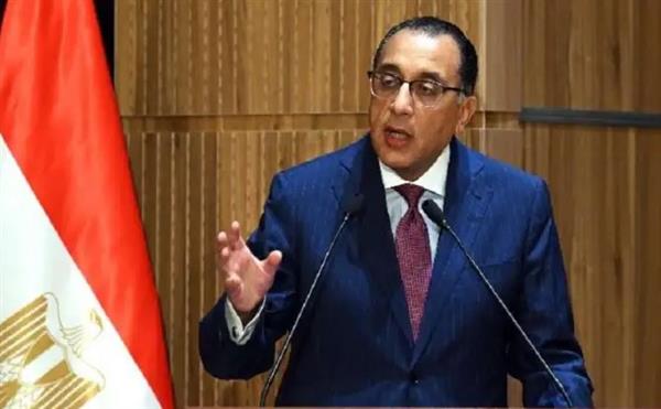 رئيس الوزراء يكشف سبب دمج وزارة البيئة والتنمية المحلية