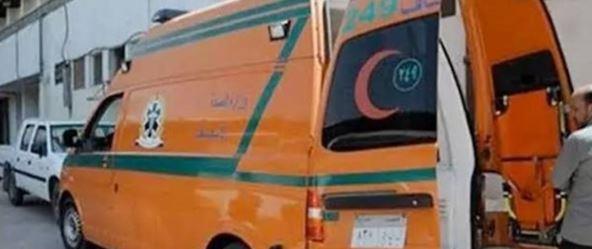 مصرع ربة منزل وطفلتها بالبحيرة بعد أن صدمتهما سيارة نصف نقل