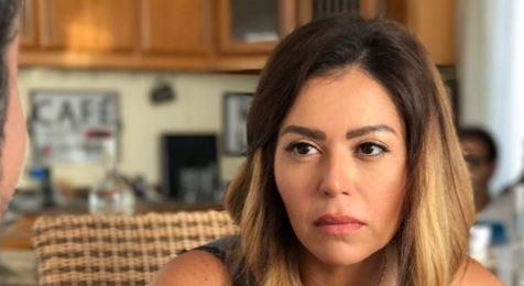 لقاء الخميسي ترد على منتقدي تخليها عن كرامتها بعد مسامحتها لعبد المنصف
