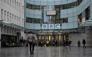   فايننشال تايمز: BBC تخفض نفقاتها بمئات الملايين بموجة قرارات «صعبة»