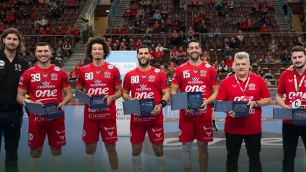 فيزبريم المجري يكرم رباعي منتخب مصر بعد التتويج ببطولة إفريقيا