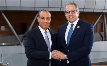   عبد العاطي يلتقي مدير عام اليونسكو لبحث تعزيز التعاون في التعليم والثقافة