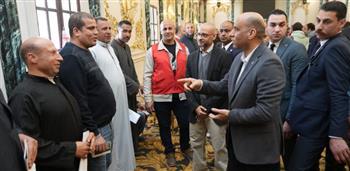 وزير العمل يتفقد اختبارات 2800 عامل من المرشحين لموسم الحج على مهنة جزار