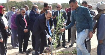   جامعة سوهاج الأهلية تدشن لأول مرة حملة تشجير لمقرها لتعزيز التنمية البيئية