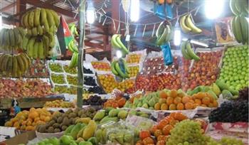   أسعارالفاكهة اليوم.. هدوء نسبي وحركة بيع مستقرة