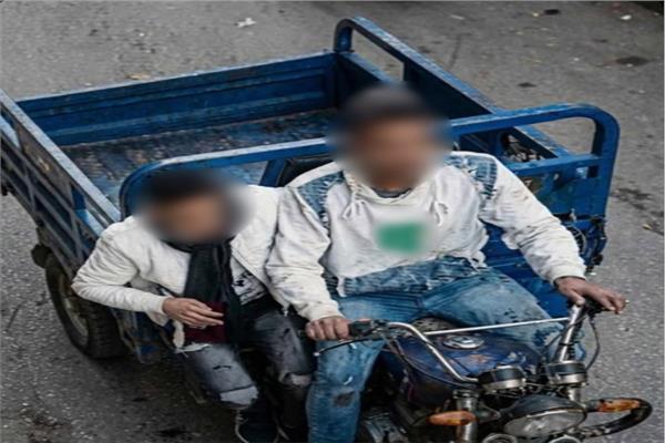 بعد تداول فيديو.. ضبط شخصين لسرقة "تروسيكل" بالشرقية